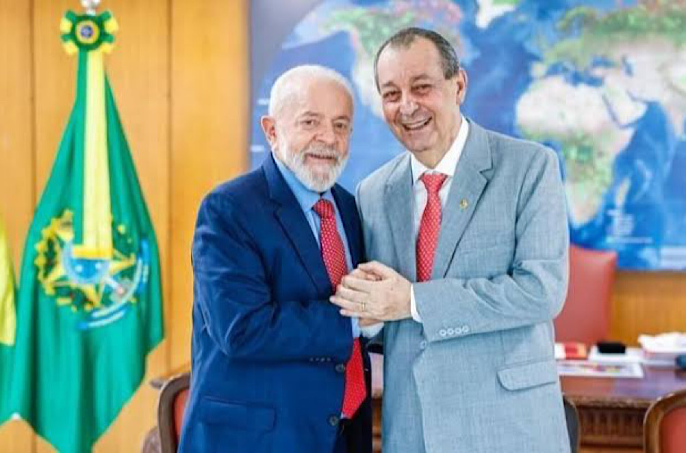 Lula e Omar Aziz lideram corrida eleitoral no Amazonas, aponta pesquisa Census