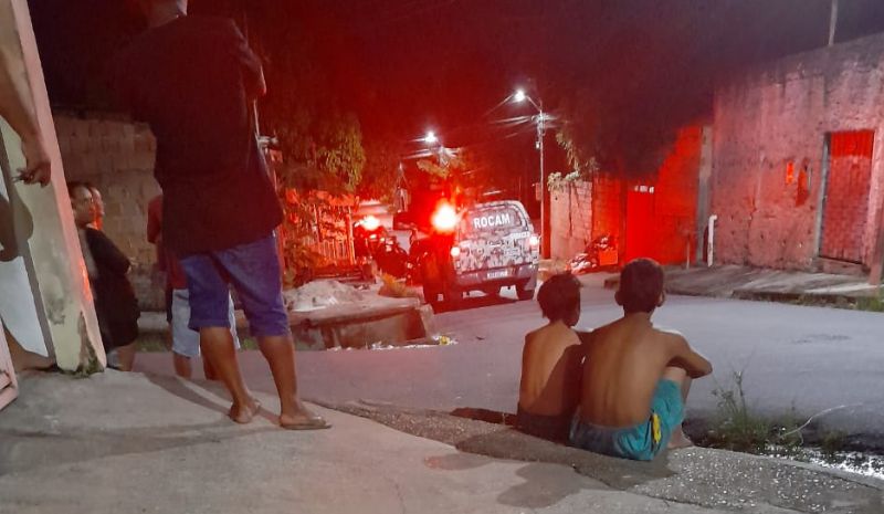 Vídeo: Tiroteio entre PM e suspeitos termina com dois mortos na ZN