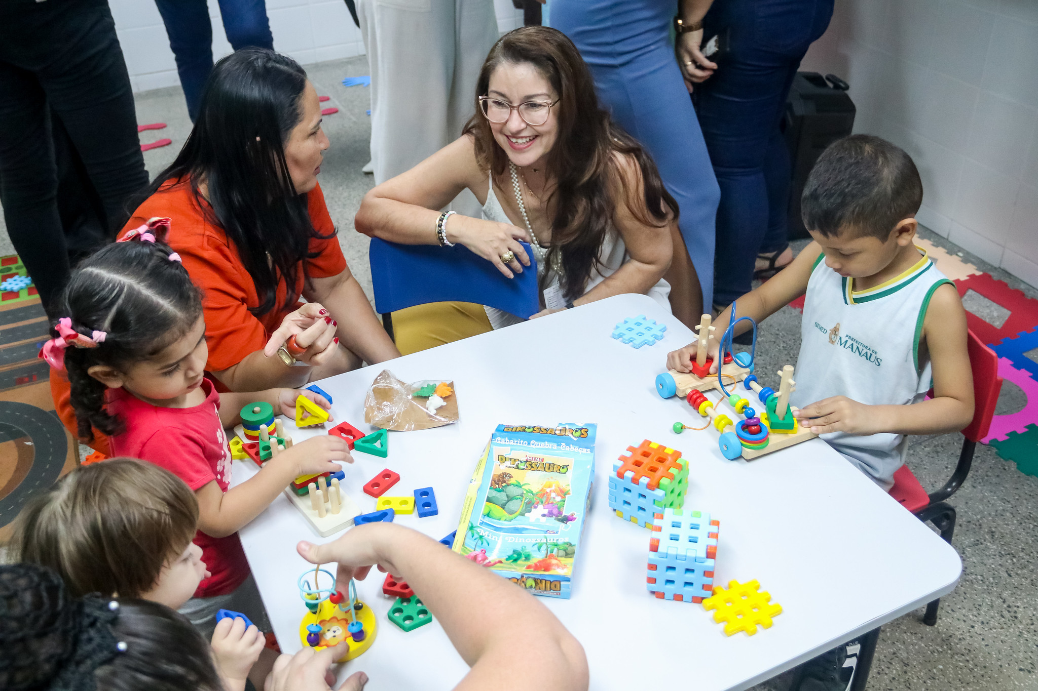 Prefeitura inaugura sala de recursos para educação inclusiva em creche de Manaus