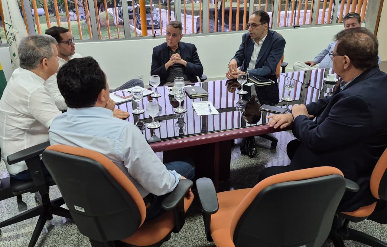 Fábrica de baterias e acumuladores elétricos discute investimentos no PIM