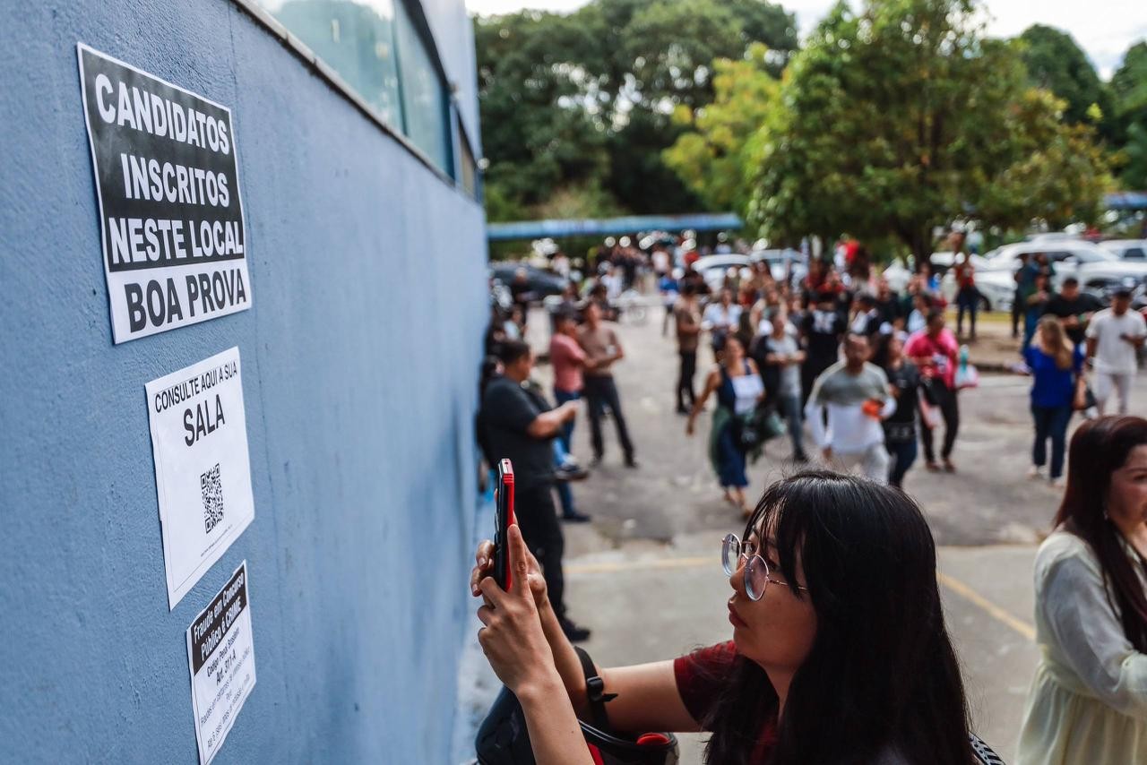 Mais de 20 mil candidatos realizam provas por vagas na Sema