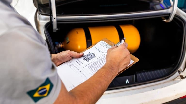 Inmetro alerta para riscos no uso irregular de GNV e reforça regras de segurança