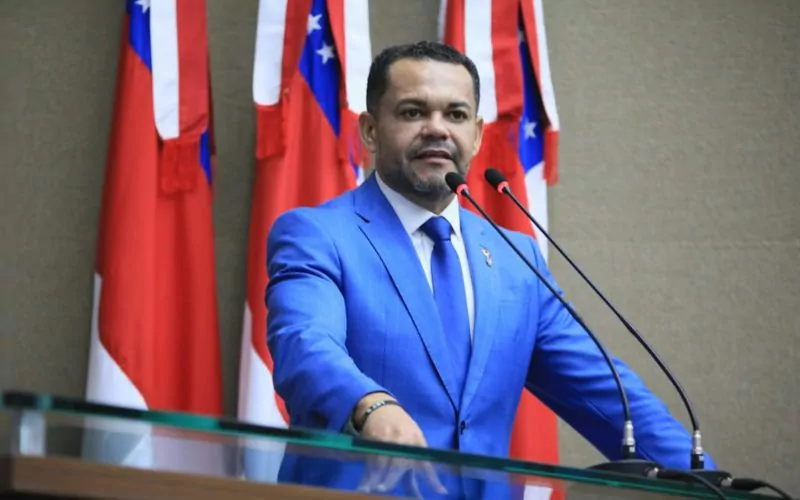 Aprovado projeto que obriga concessionárias de água e energia a aceitarem Pix