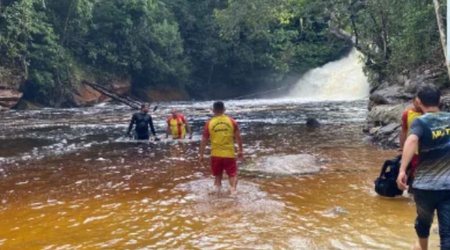 Turista morre afogado durante passeio na Cachoeira do Mutum, em Presidente Figueiredo