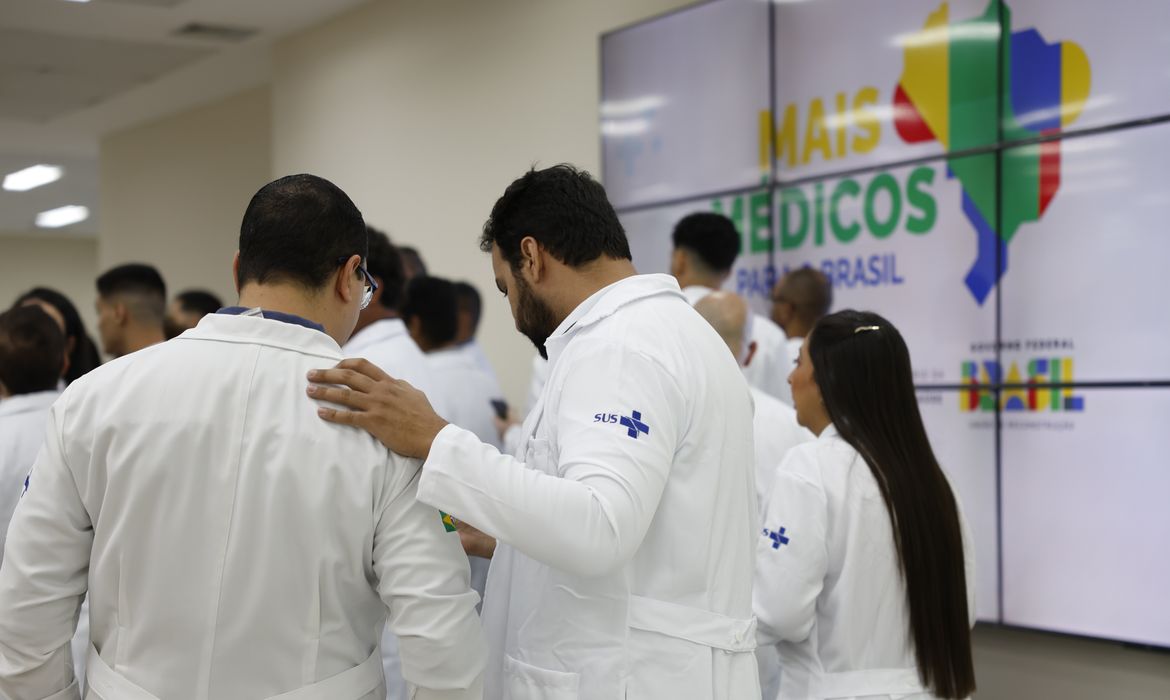 Amazonas recebe 109 novos profissionais do Mais Médicos para áreas vulneráveis