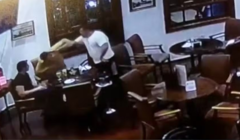 Vídeo: Médico é preso após matar colegas durante briga em restaurante de SP