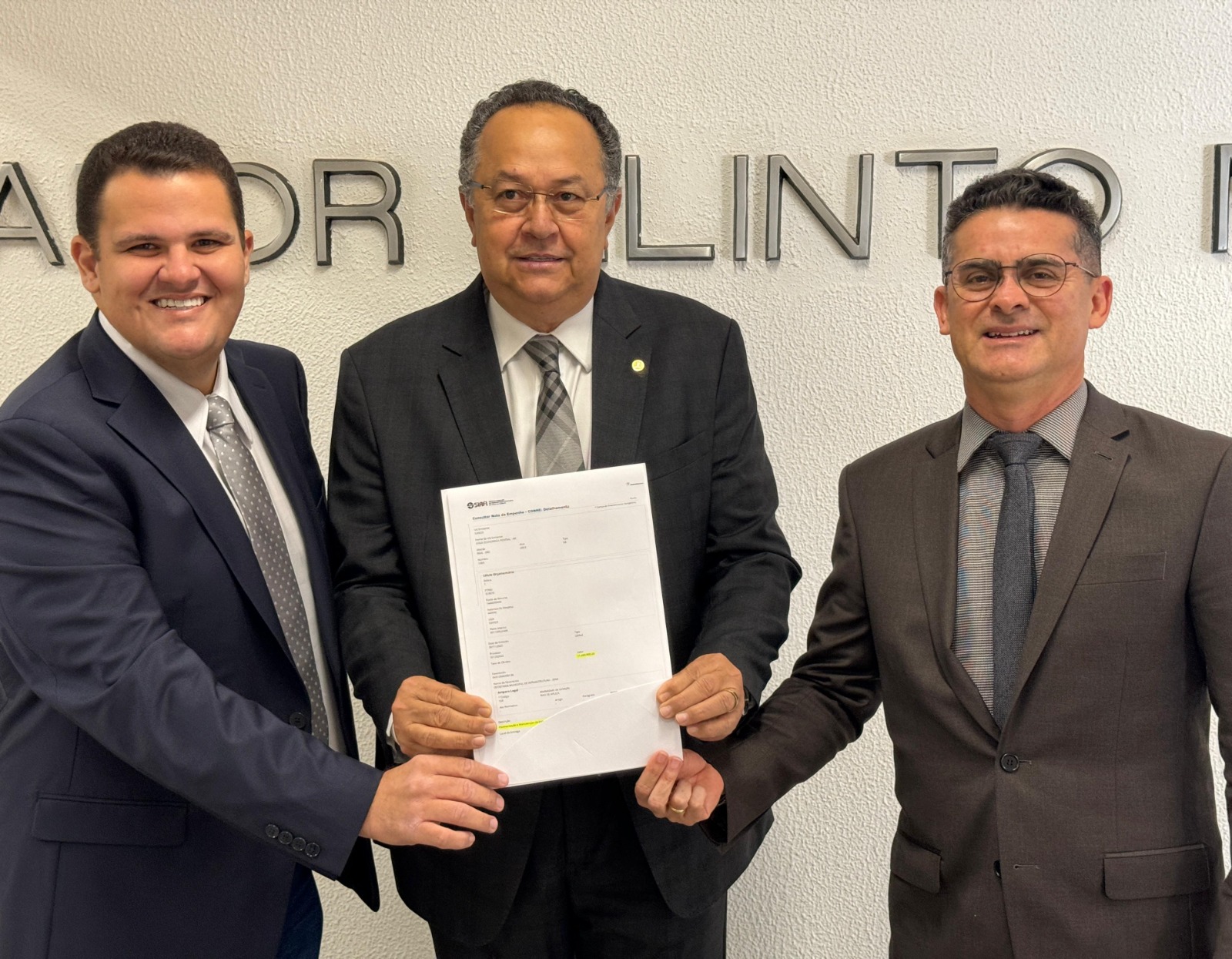 David Almeida anuncia investimento de R$ 12 milhões para infraestrutura na capital