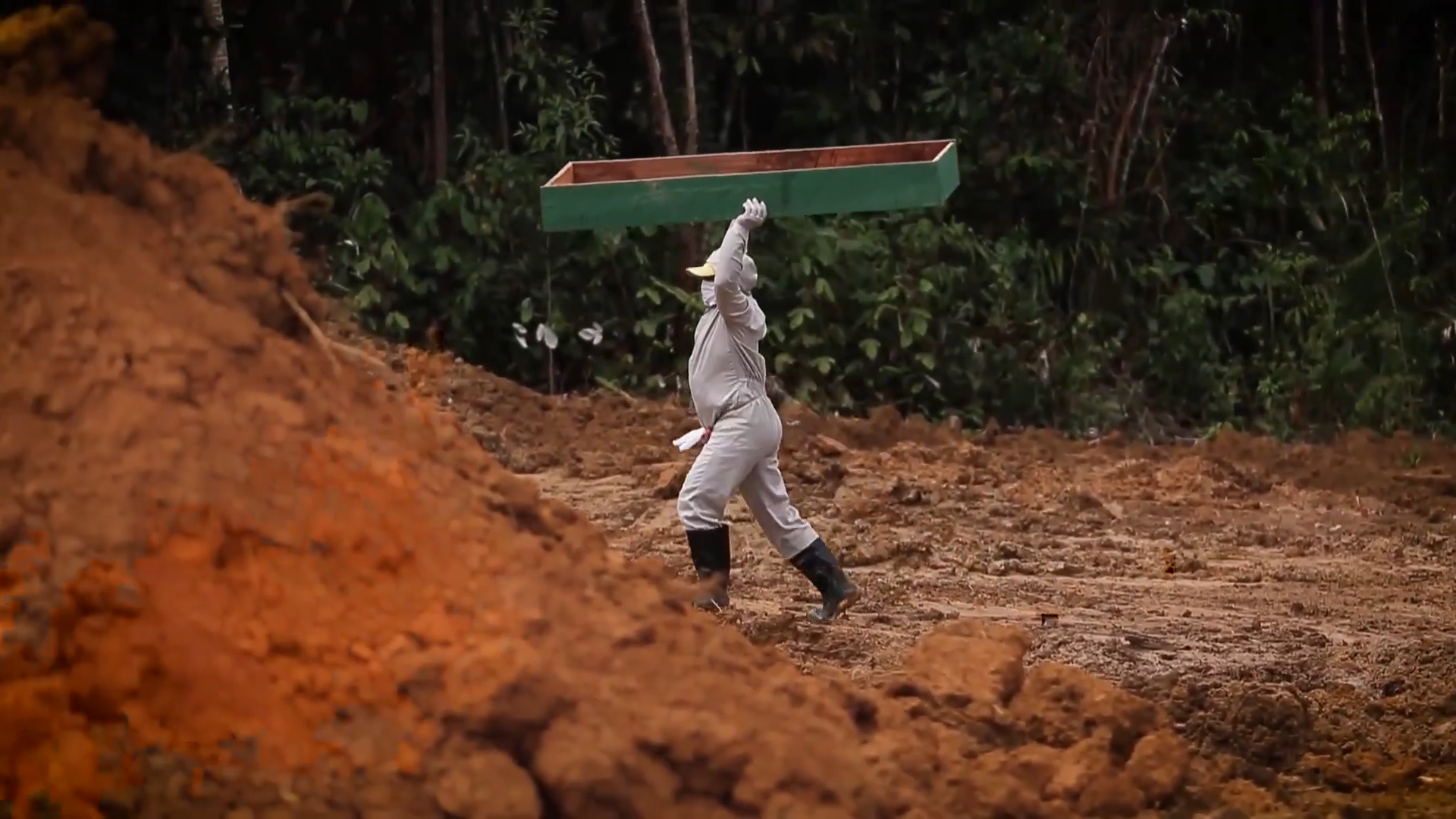 Documentário 'Anatomia do Caos', sobre a CPI da Covid, ganha sessões especiais em Manaus