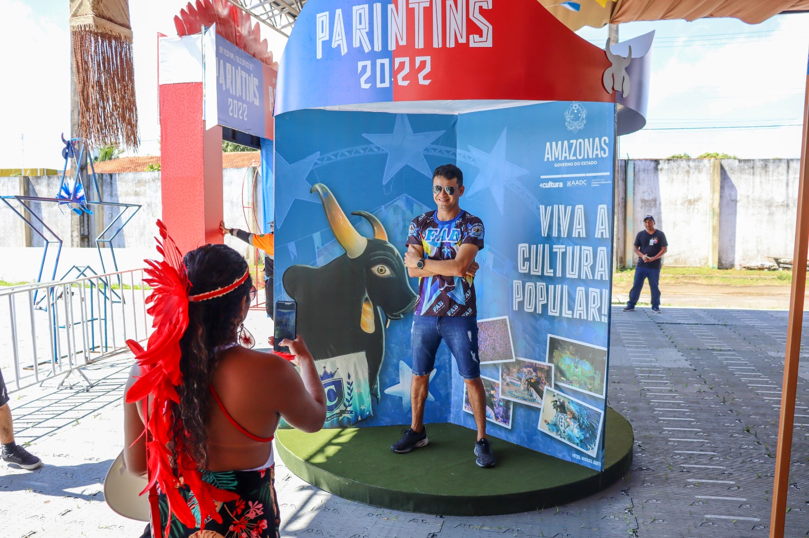 Estação da Cultura leva programação artística e shows à Praça da Catedral, em Parintins