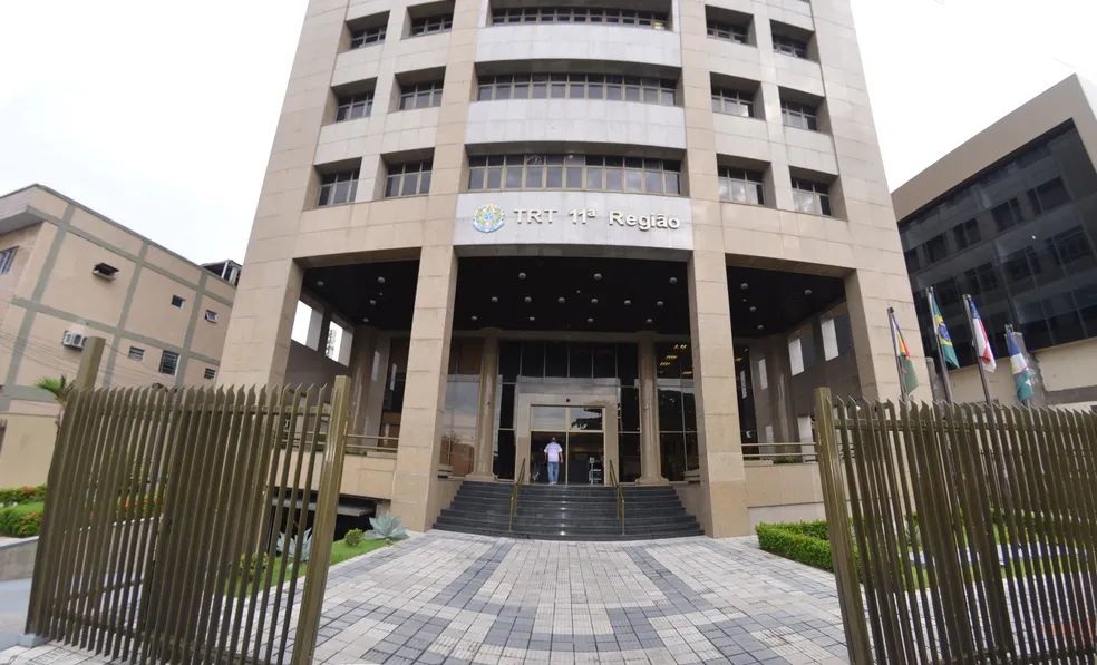 Empresas são condenadas a pagar indenização por trabalho análogo à escravidão