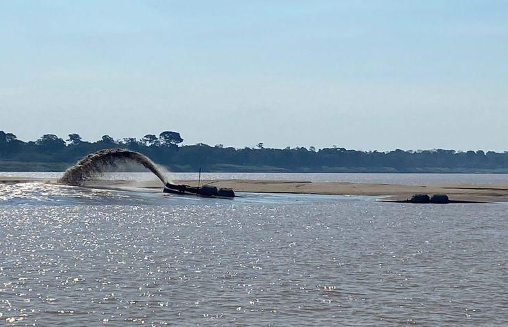 DNIT intensifica dragagem no Rio Madeira