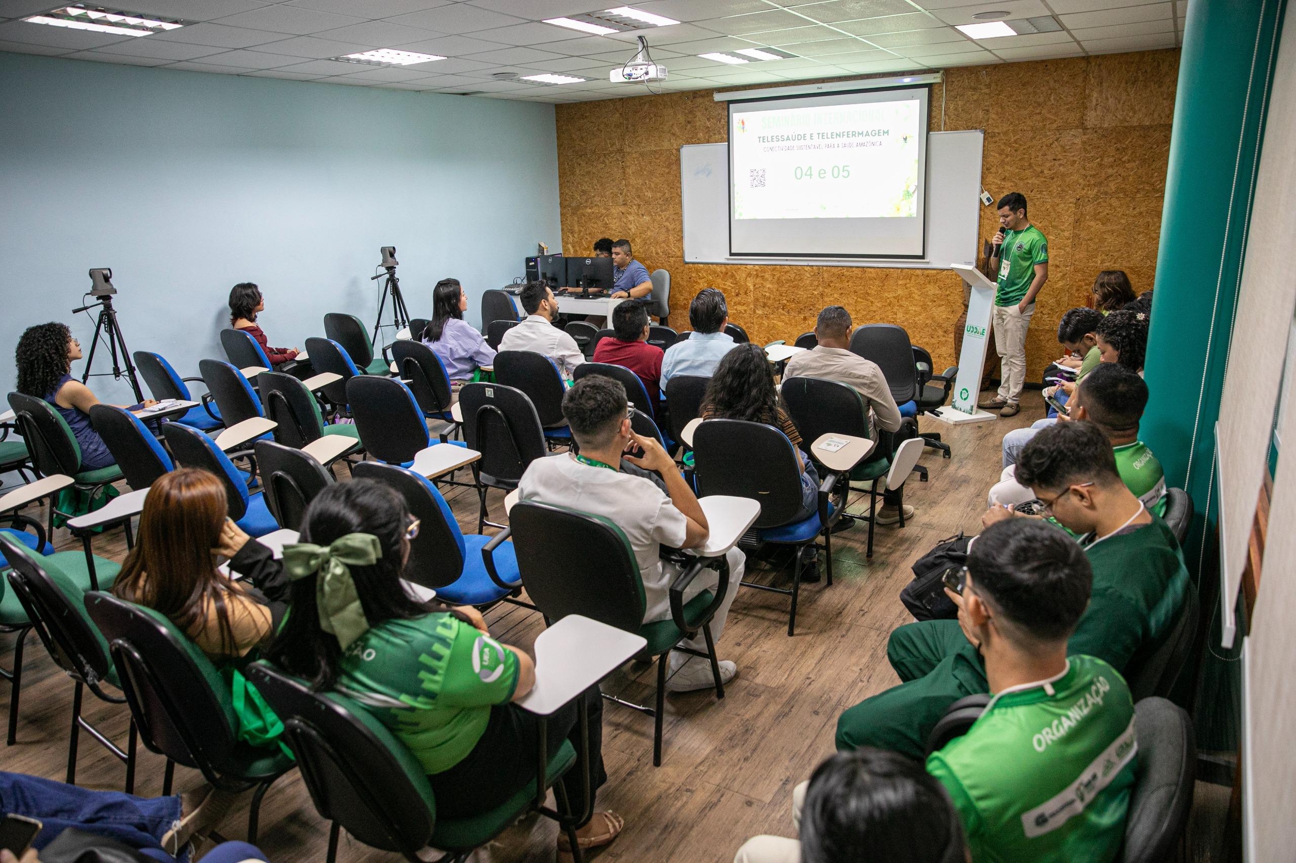 Seminário da UEA reforça o papel da tecnologia no cuidado em saúde na Amazônia