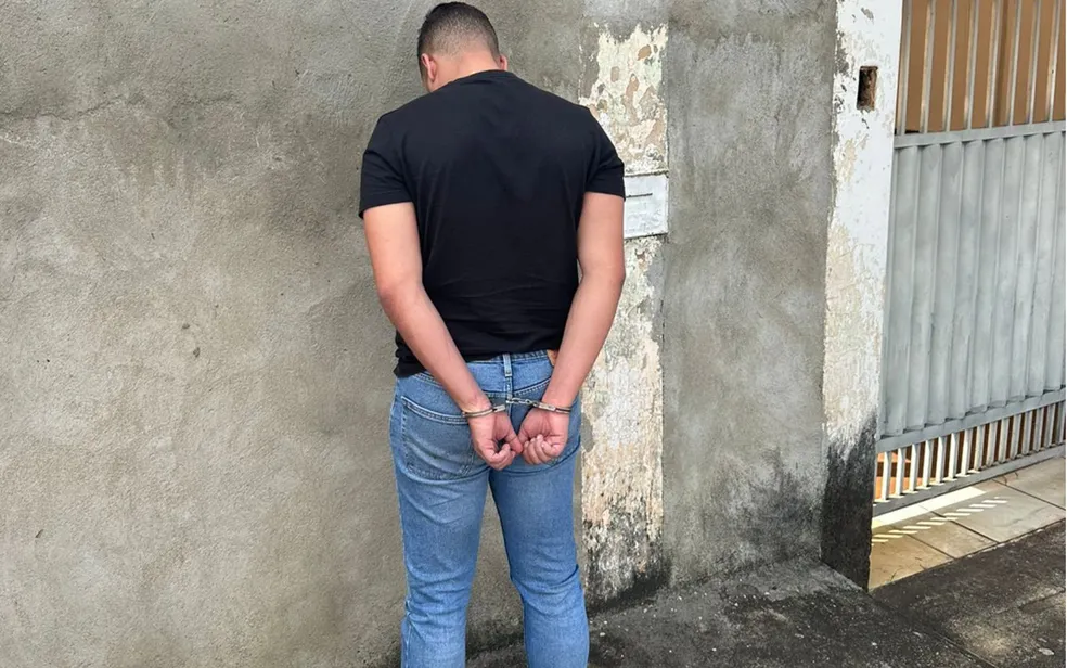 Algemado, suspeito pula viaduto para tentar fugir da polícia