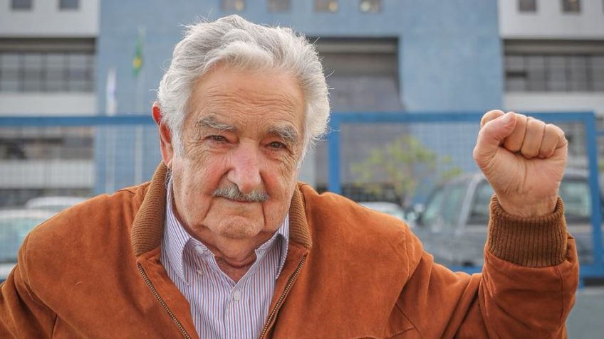 Mujica expressou desejo de ser enterrado em um lugar especial