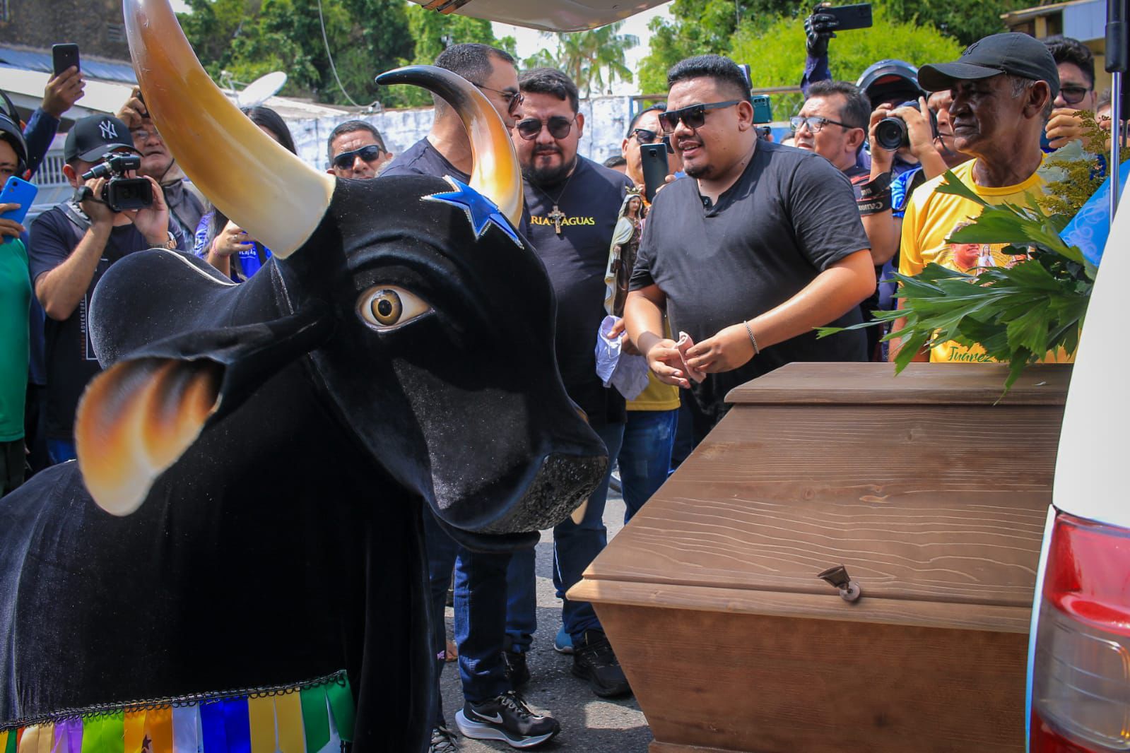 Saudade e homenagem: Nação Azul e Branca se despede do mestre Juarez Lima