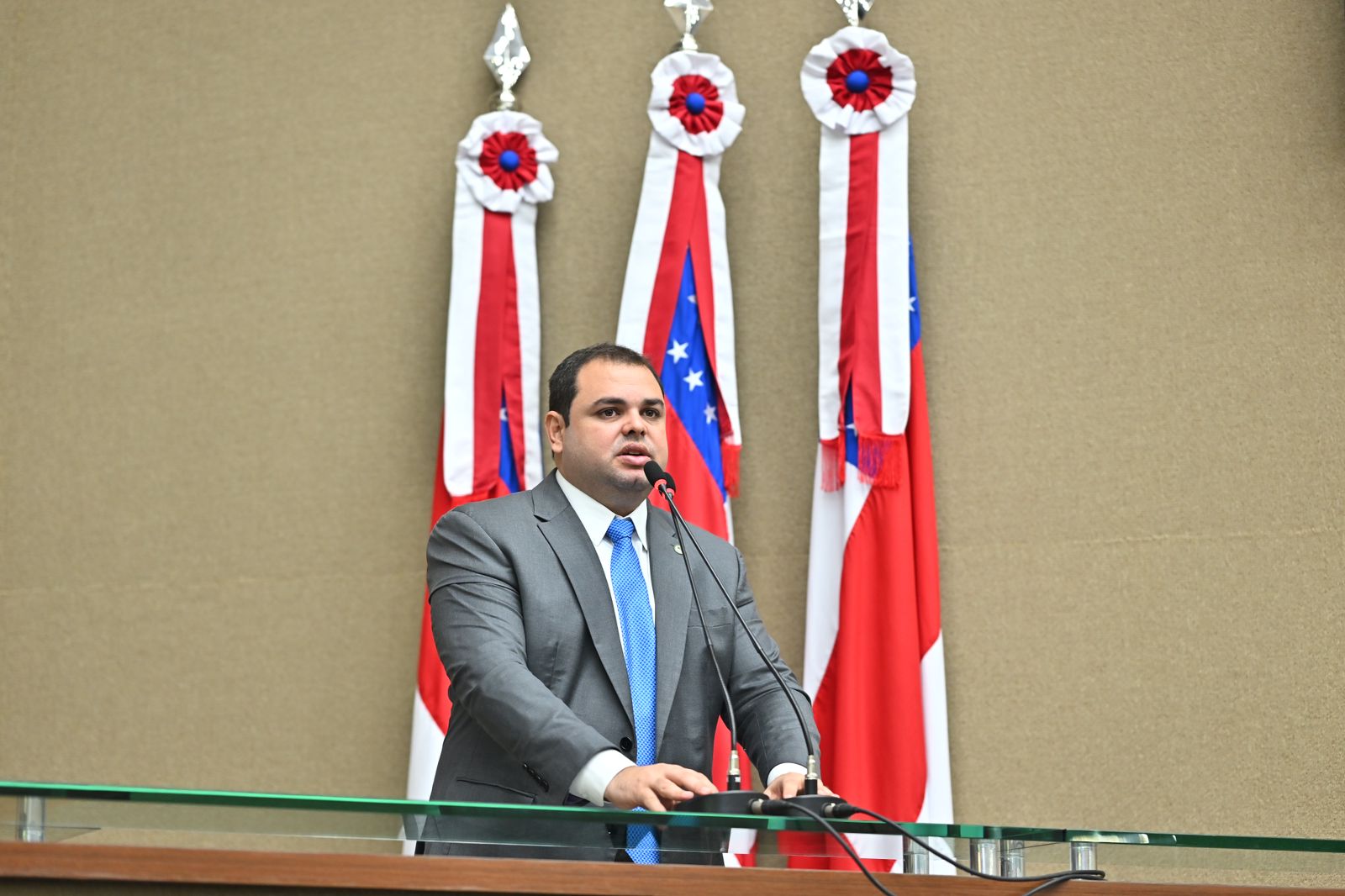 Roberto Cidade propõe ampliação do atendimento às mulheres mastectomizadas