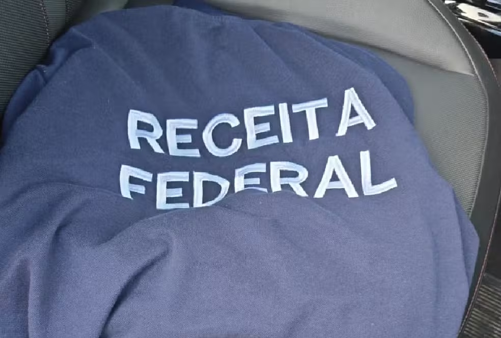 Falso fiscal da Receita Federal é preso após aplicar golpes no AM