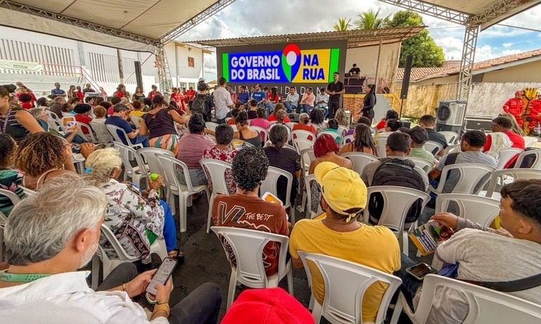 Manaus recebe mutirão com mais de 50 serviços gratuitos voltados à população nesta sexta-feira (3)
