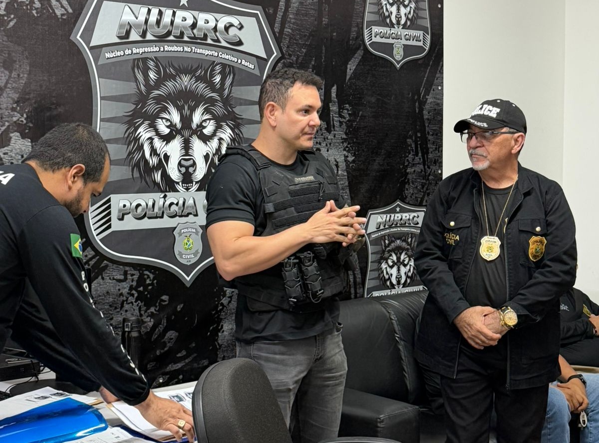 Dupla que fraudava cartões de meia-passagem é presa em Manaus