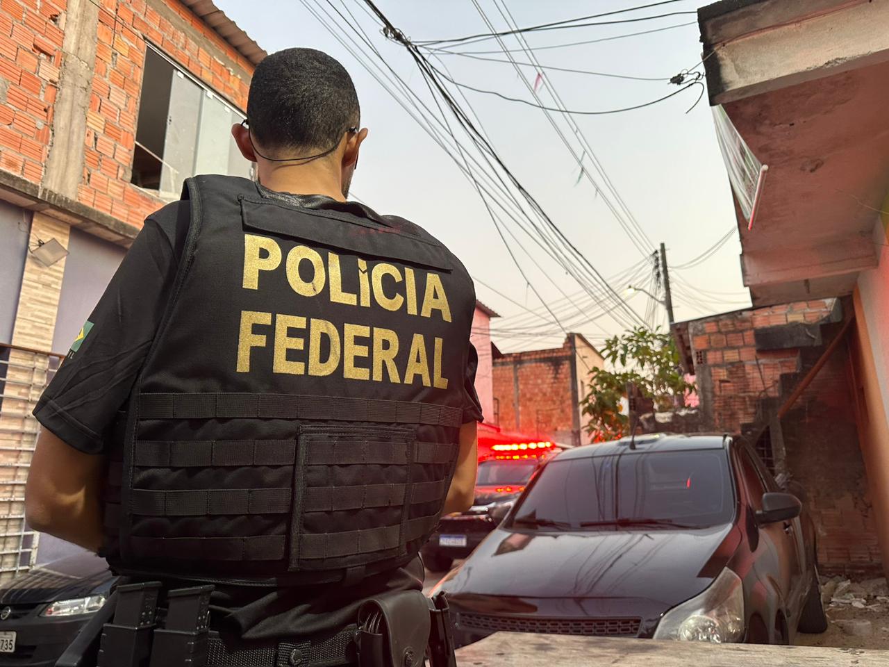 Polícia Federal prende homem por extorsão sexual em Manaus