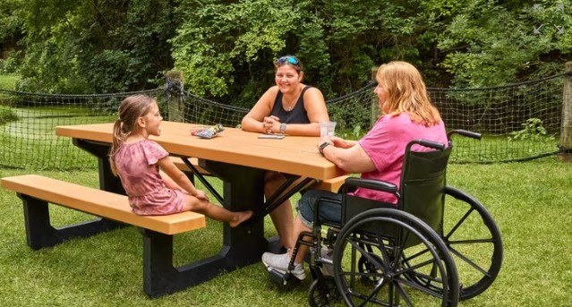 ADA Picnic Table