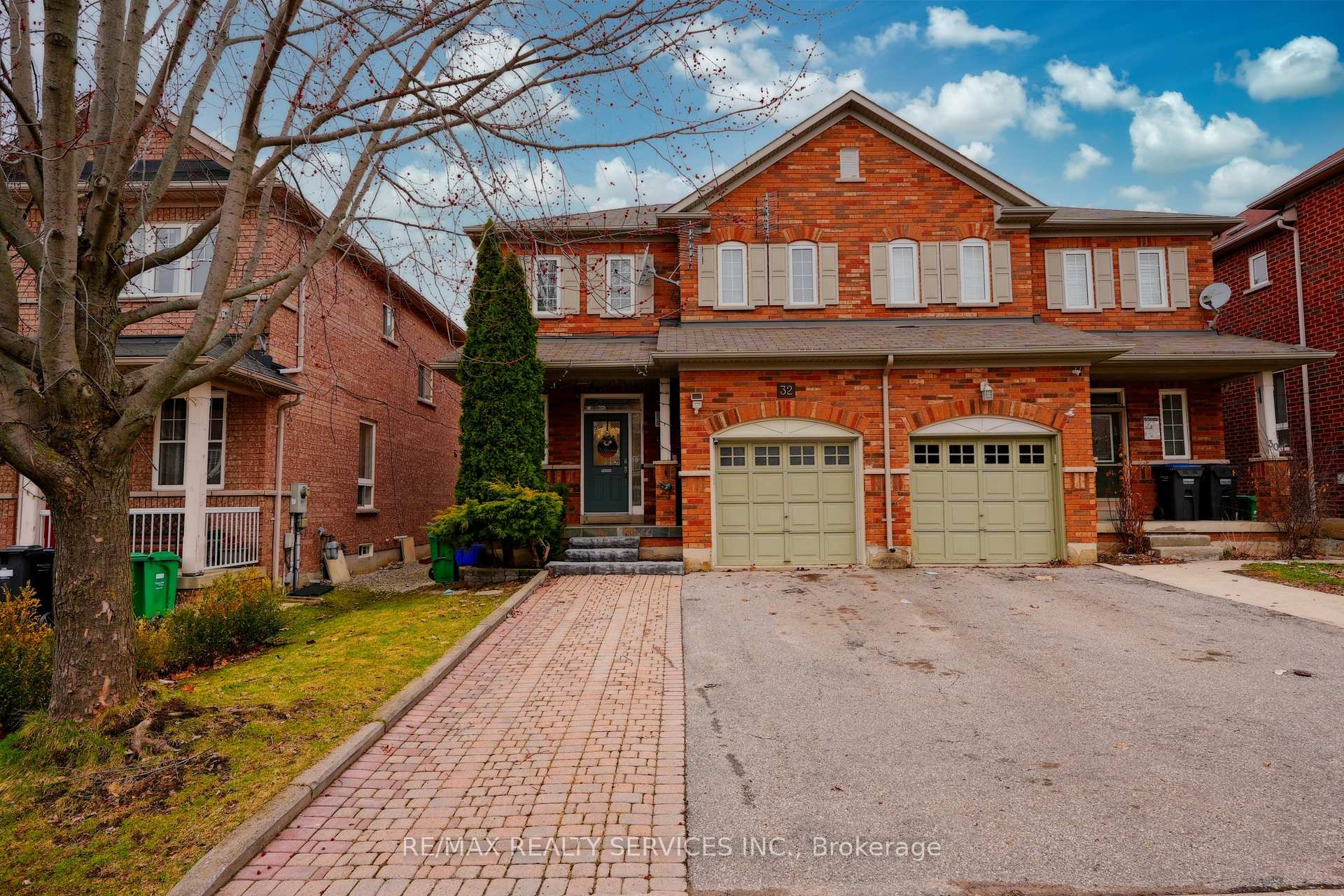 32 Ashdale Road, Brampton