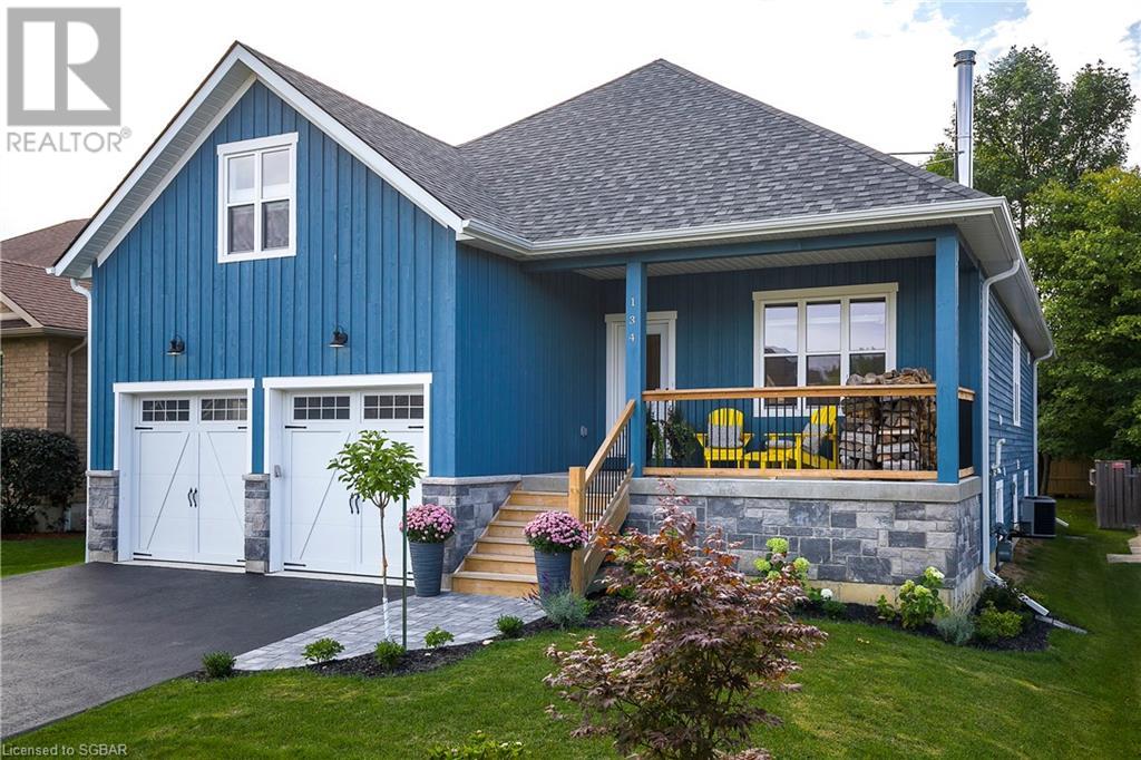 134 Stanley Collingwood Ontario For Sale 899 000 Chestnut
