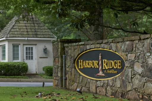 Harbor Ridge entrance