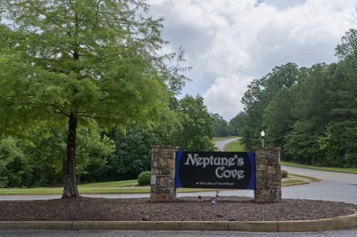 Neptune's Cove entrance