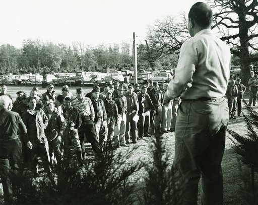 Historic photo of hunters preparing for a hunt at Westervelt Lodge