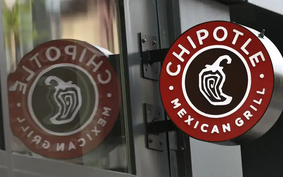 Chipotle不開放加盟的商業邏輯：從品質控制看美國餐飲業的直營策略