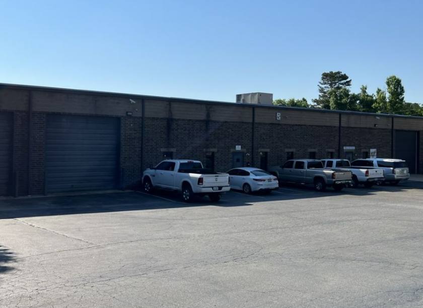 3107 South ElmEugene Street Greensboro, NC 27406 ID 290042 MyEListing