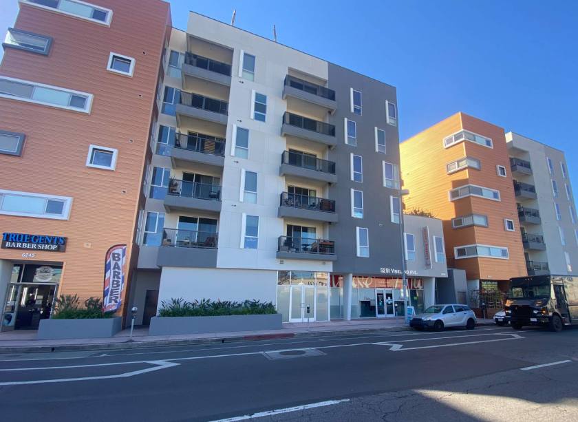 5251 Vineland Avenue Los Angeles, CA 91601 ID 290456 MyEListing