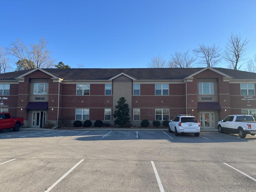 10610 Watterson Center Court Jeffersontown, KY 40299 ID 302621