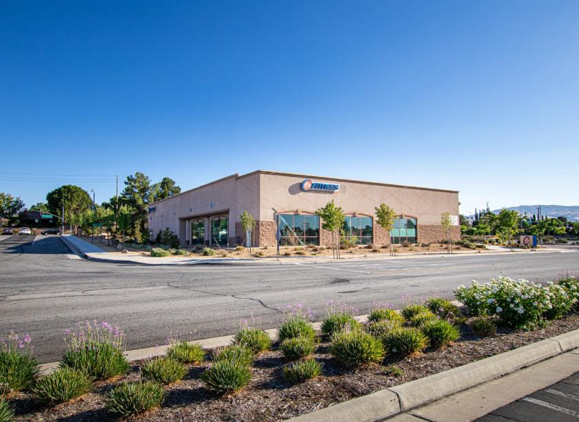 1335 West Rancho Vista Boulevard Palmdale, CA 93551 ID 304643