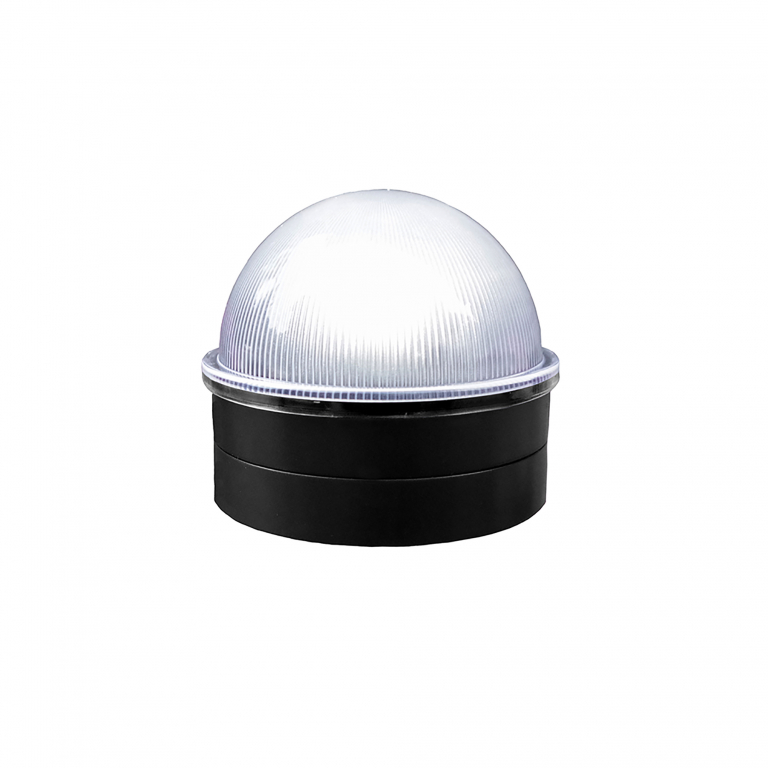 Classy Caps Chainlink Solar Post Cap Light