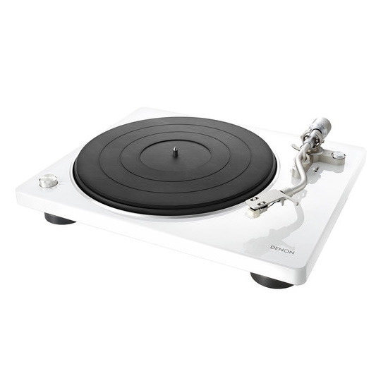 Picture of Denon Hi-Fi Turntable with Speed Auto Sensor