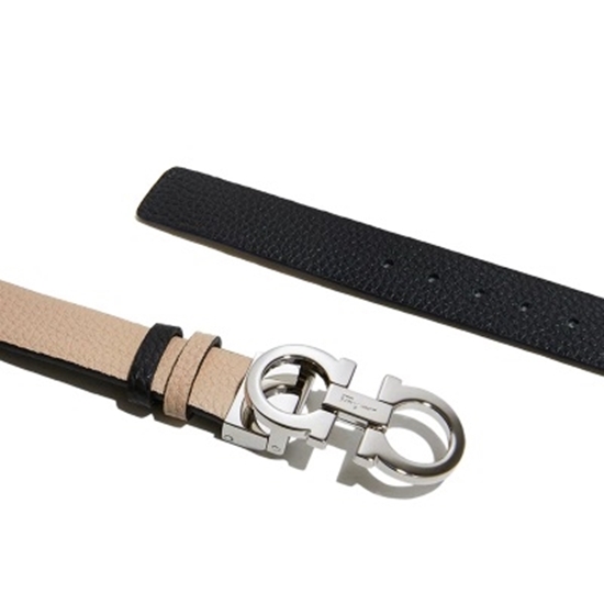 Picture of Salvatore Ferragamo Ladies' Gancini Belt - New Bisque/Silver