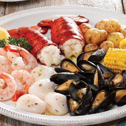 Picture of Lobster Gram Maine Seafood Bake- Dinner for 2 - Quick Ship