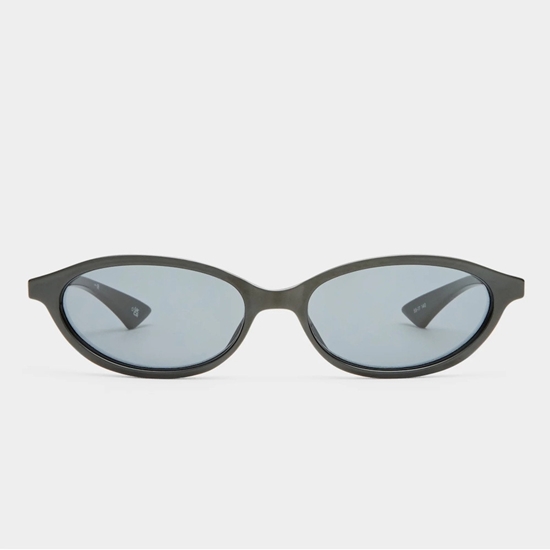 Picture of Le Specs Duskfall Sunglasses in Black Smoke Mono