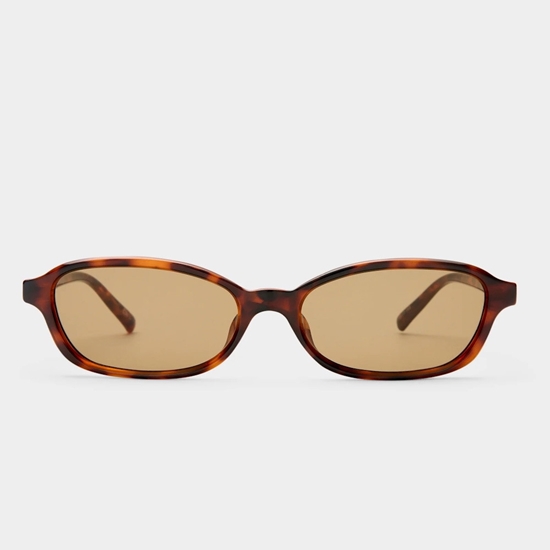 Picture of Le Specs Honey Pot Sunglasses in Tortoiseshell