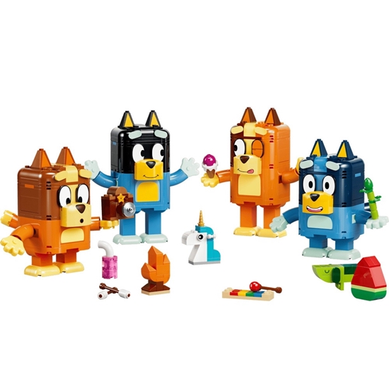 Picture of LEGO Brick-Built Bluey Family