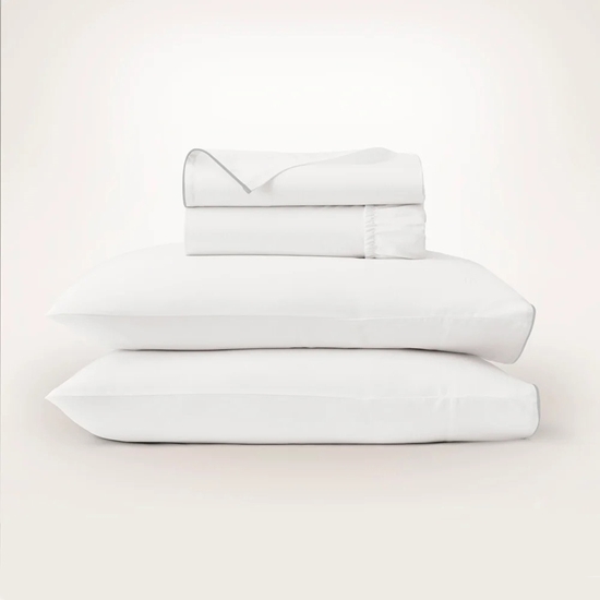 Picture of Boll & Branch Signature Piped Edge Sheet Set- Wht/Shore, Cal K