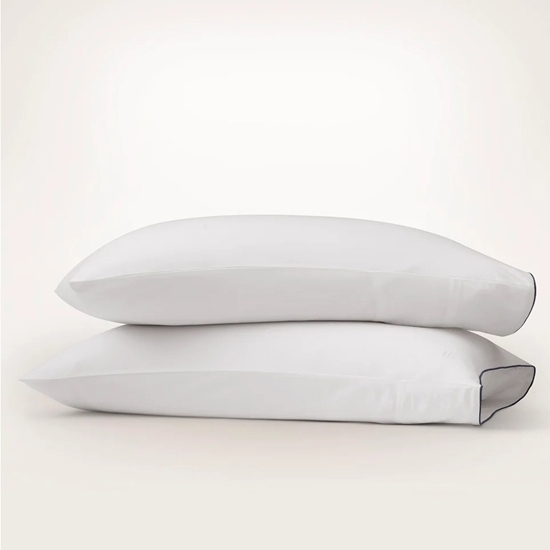 Picture of Boll & Branch Signature Piped Edge Pillowcase Set- Wh/Nvy, Std