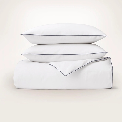 Picture of Boll & Branch Signature Piped Edge Duvet Set- Wht/Cst Nvy, F/Q