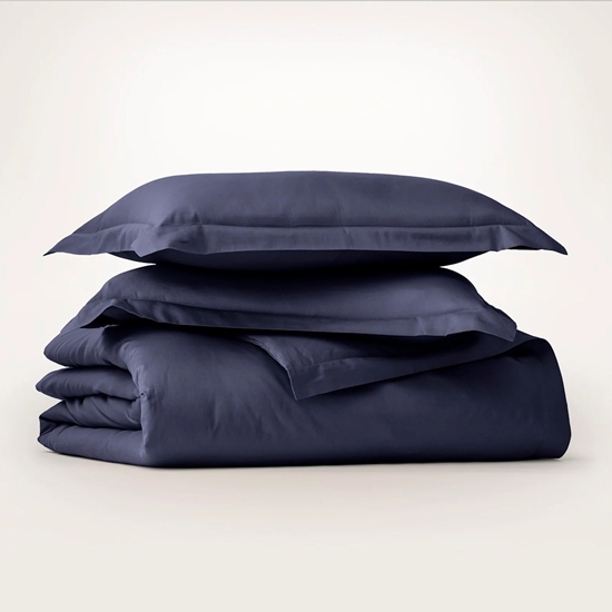 Picture of Boll & Branch Signature Hemmed Duvet Set - Cstl Nvy, King/Cal