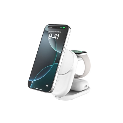 Picture of Belkin UltraCharge 3-in-1 Foldable Magnetic Charger - White