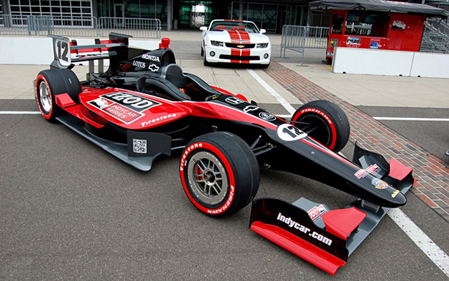 Homenaje a Mario Andretti  en la Indycar