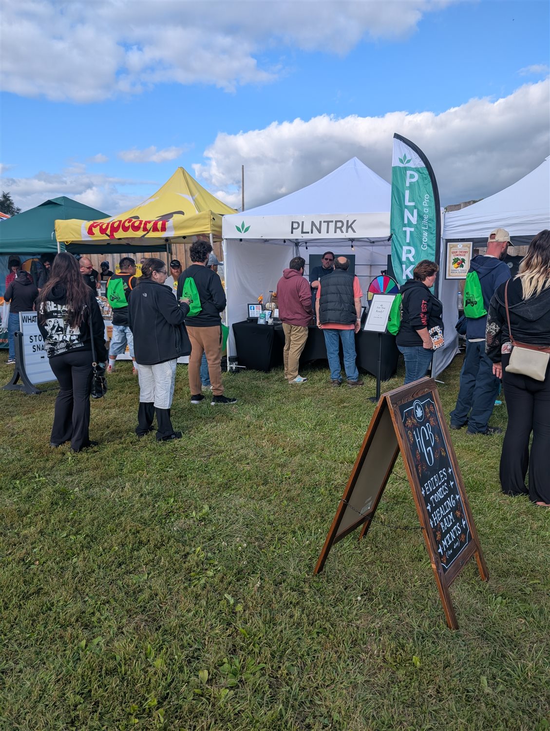PLnTrk: Gallery image 3 for "Doobie Dabbler 2025: An Unforgettable Weekend for Growers" – cannabis tracking