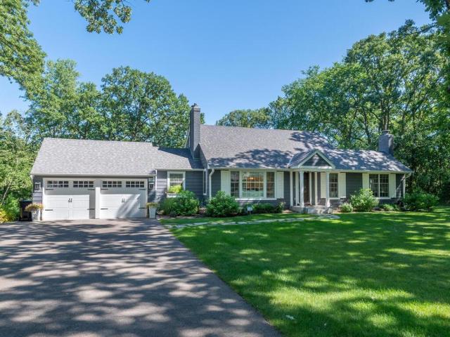 18 Saint Albans Road E Hopkins MN 55305